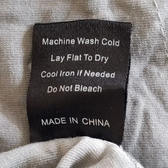 POL BOHO Cropped Blouse Short Sleeves Deep V-Neck Feathered Lace Gray Large NEW - Picture 15 of 15